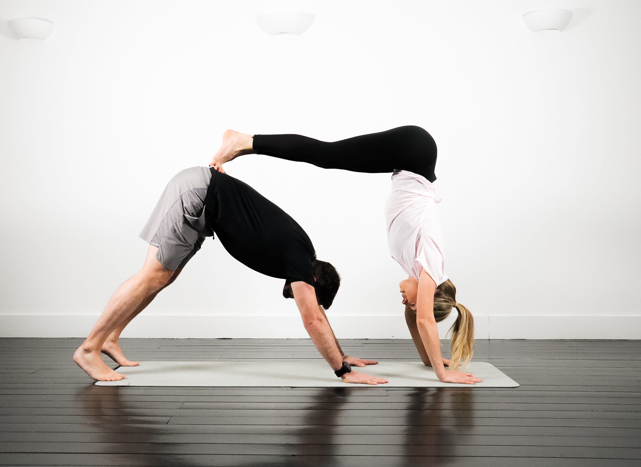 Longest time to hold two yoga poses (wheel pose, bow pose) - World Records  Union™, duo yoga poses 