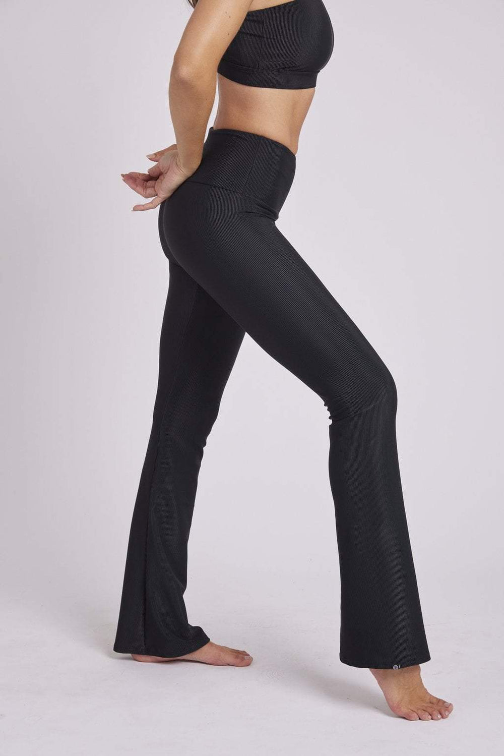 LEINIDINA Women's Stirrup Leggings High Waist Yoga Pants for Women Pocket  Extra Long Over The Heel Leggings Foot Straps, Black, XL: Buy Online at  Best Price in Egypt - Souq is now